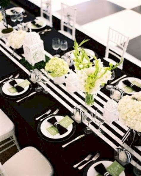 black and white table decor